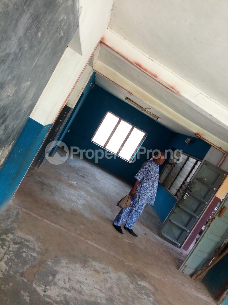 6 bedroom Flat / Apartment for rent Joyce B Ring Rd Ibadan Oyo - 0