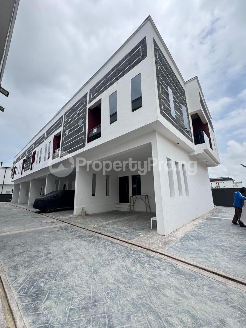 3 bedroom House for sale Abraham adesanya estate Ajah Lagos
