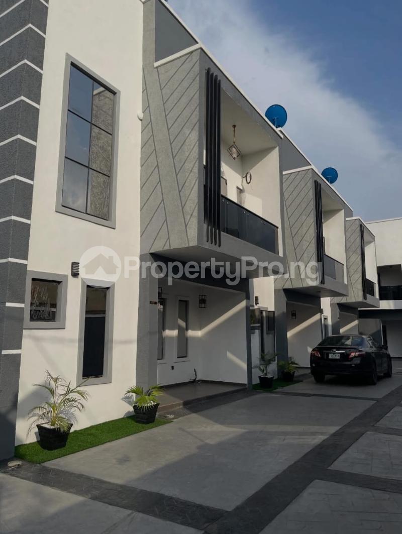 3 bedroom House for sale Shasha Orisunbare Alimosho Lagos