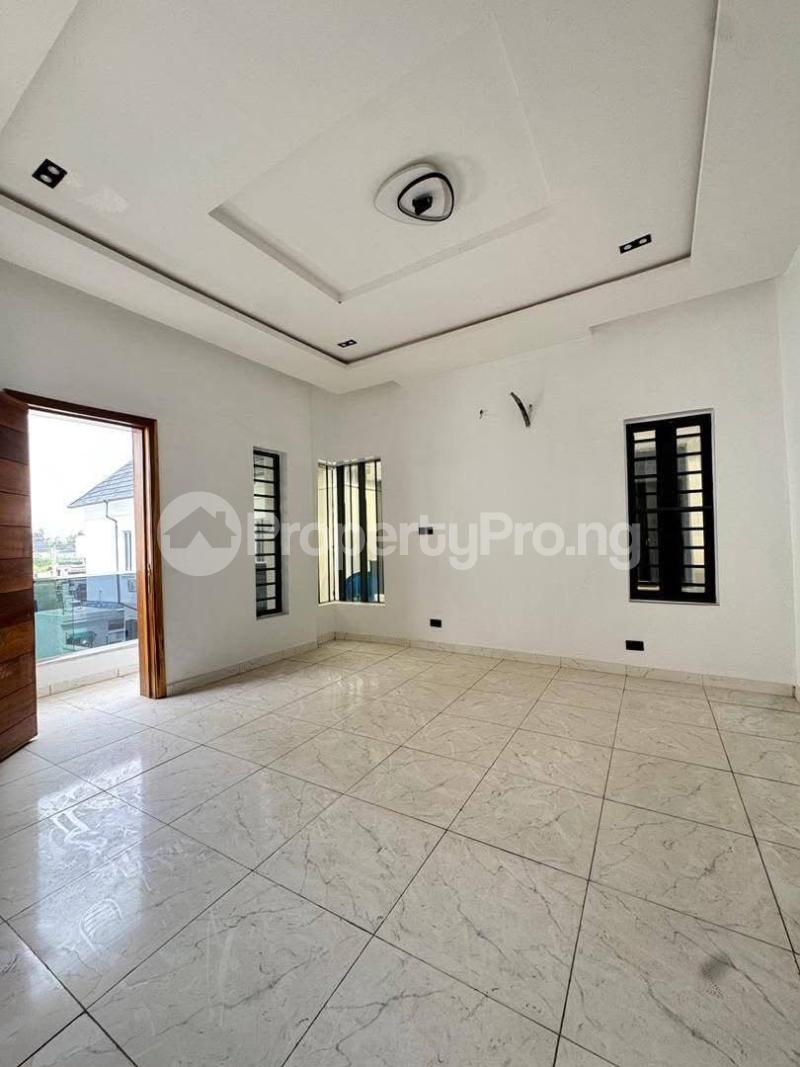 4 bedroom House for sale Lekki Lagos