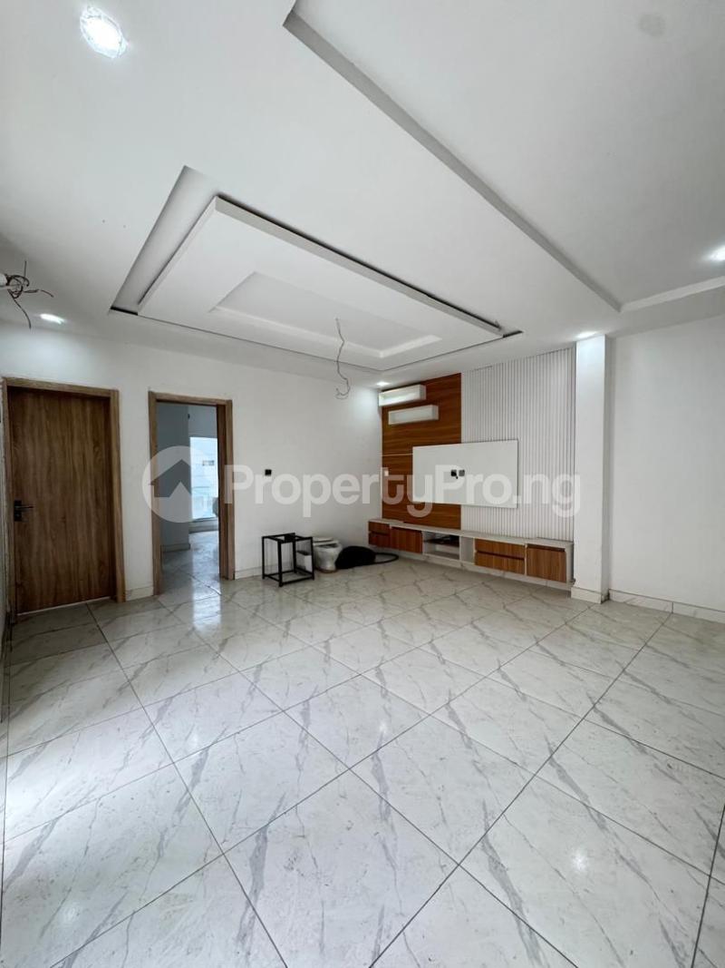 2 bedroom House for rent Elegushsi, Ikate Lekki Lagos