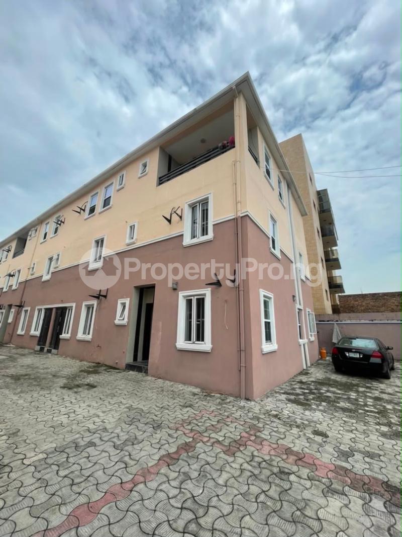 2 bedroom House for rent ONIRU Victoria Island Lagos
