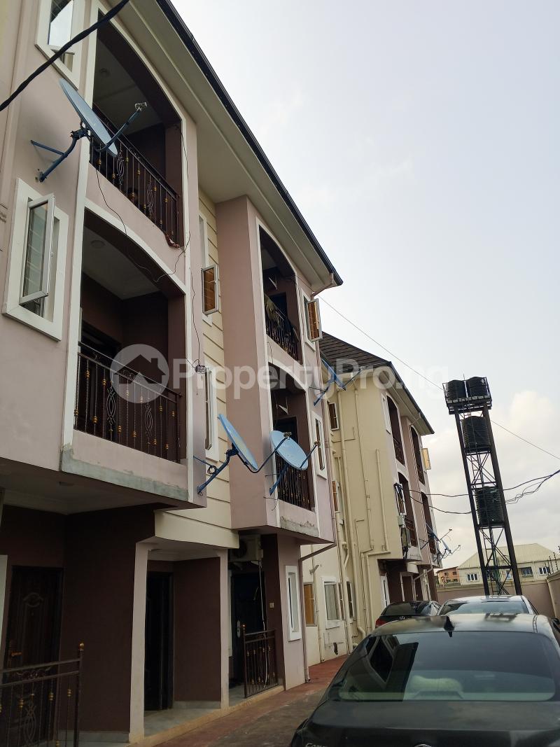 2 bedroom Flat / Apartment for rent Bucknor Isolo Lagos