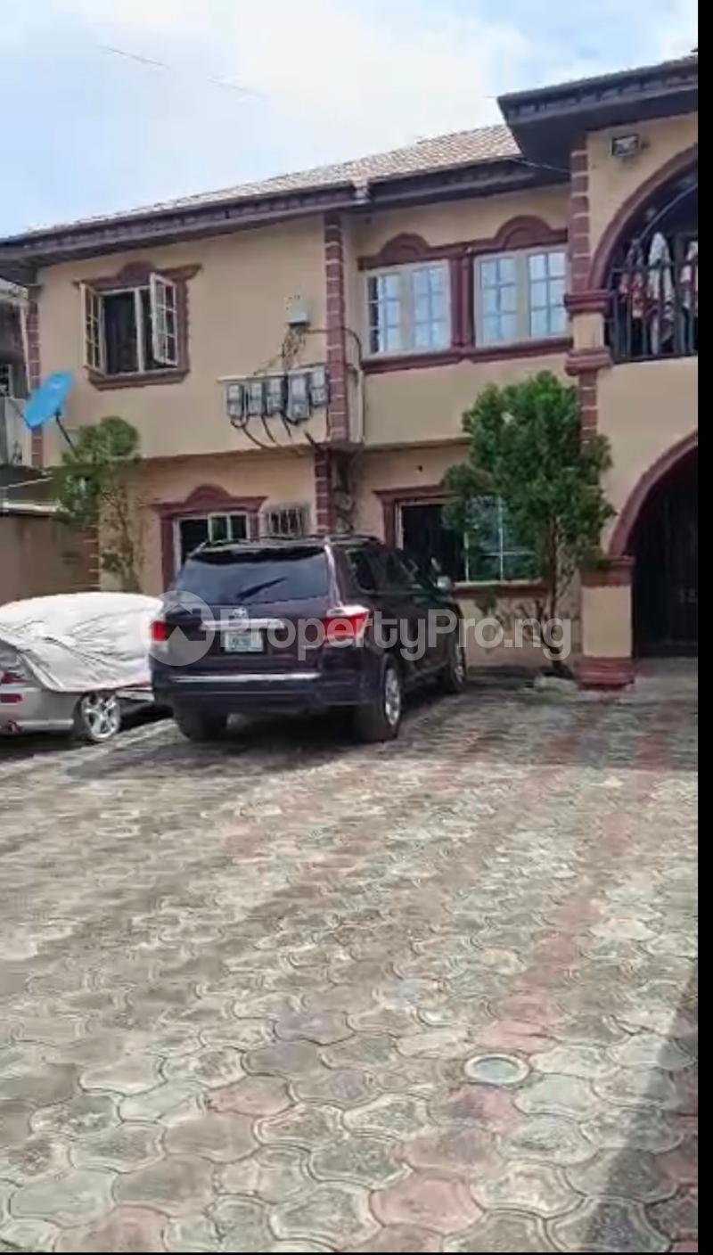 2 bedroom House for rent Bucknor Close To Fashun Bridge Bucknor Isolo Lagos