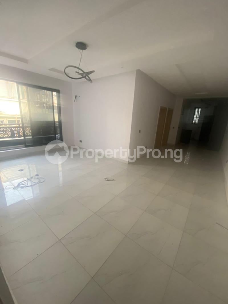 2 bedroom Flat / Apartment for rent The Property Located Within A Good Neighborhood Ologolo Lekki Lagos