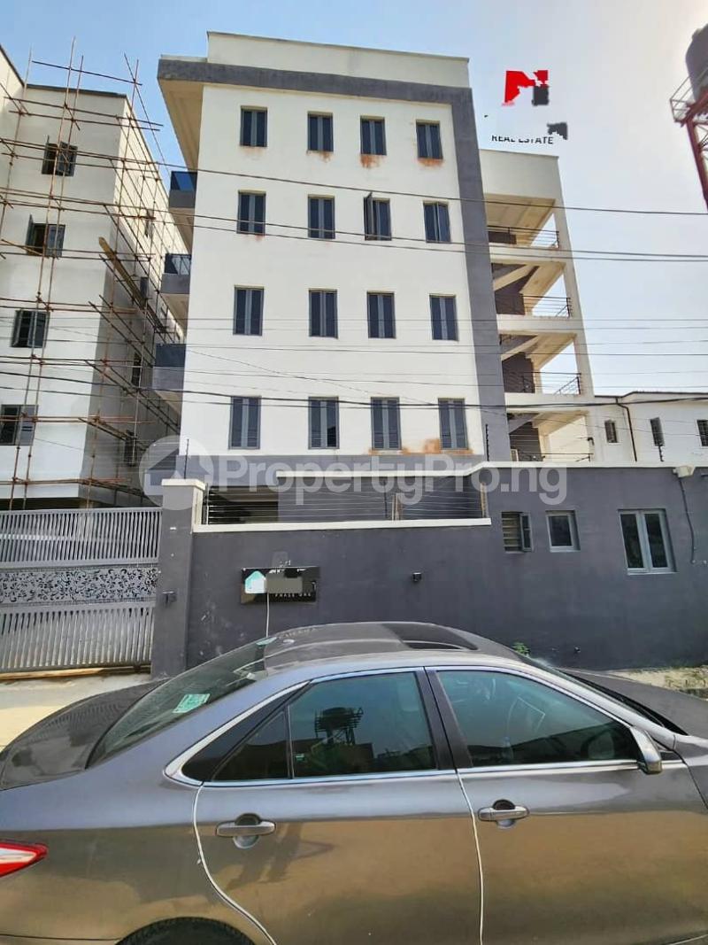 2 bedroom Flat / Apartment for rent The Property Located In A Good Neighborhood An It Close To Freedom Way, Ikate Lekki Lagos