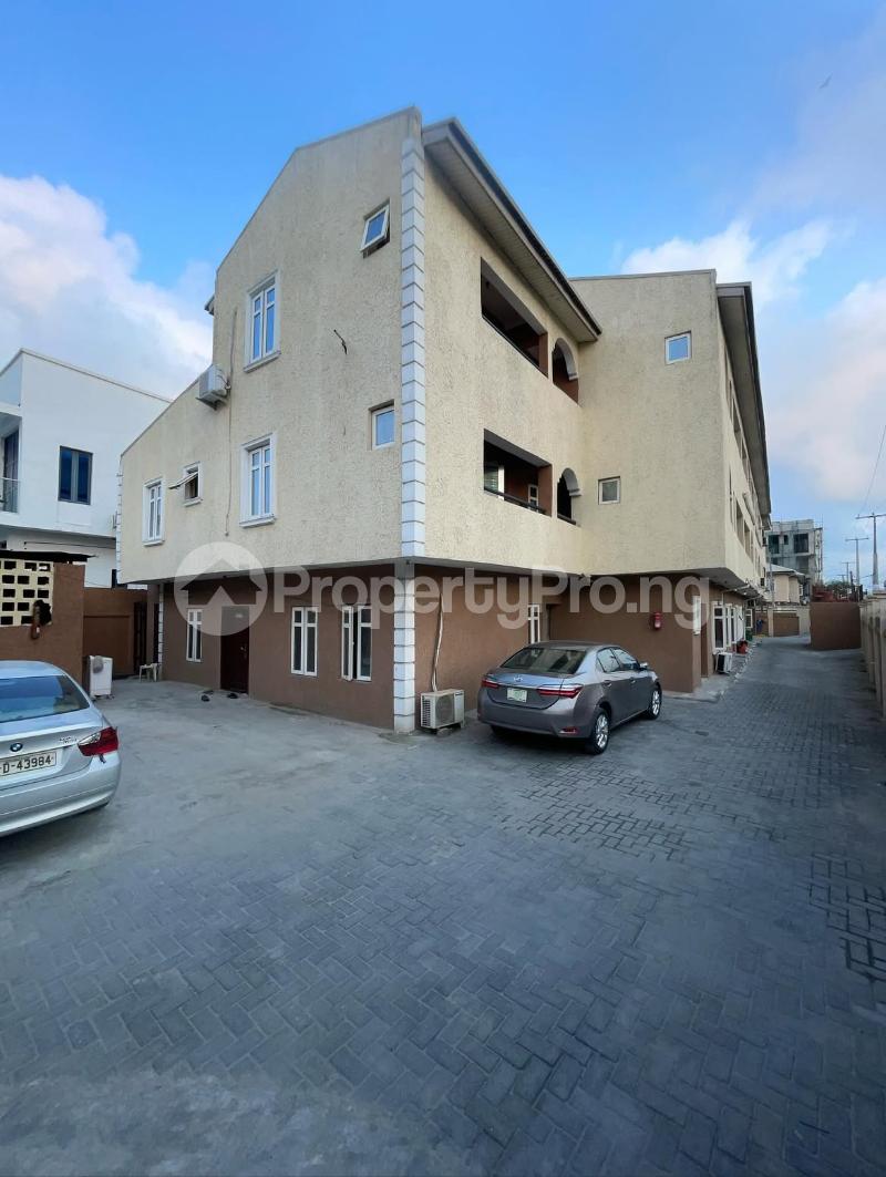 2 bedroom Flat / Apartment for rent The Property Located Within A Good Neighborhood Ikate Lekki Lagos