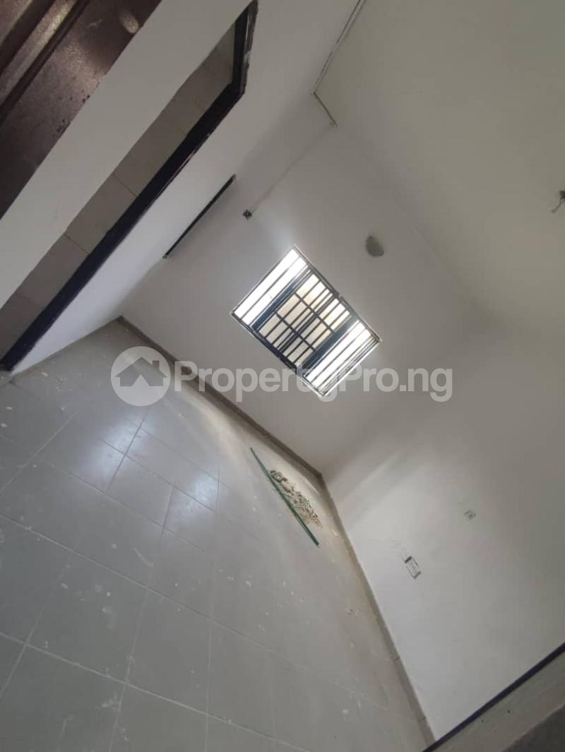 3 bedroom Flat / Apartment for rent New Road chevron Lekki Lagos