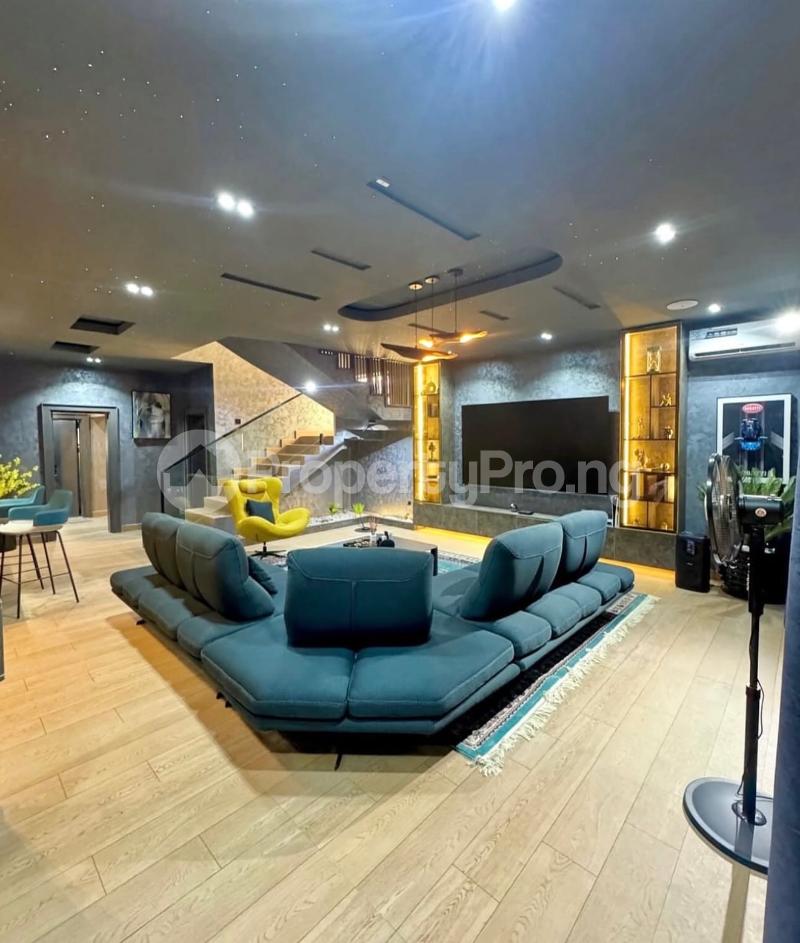 3 bedroom House for shortlet Gwarinpa Abuja