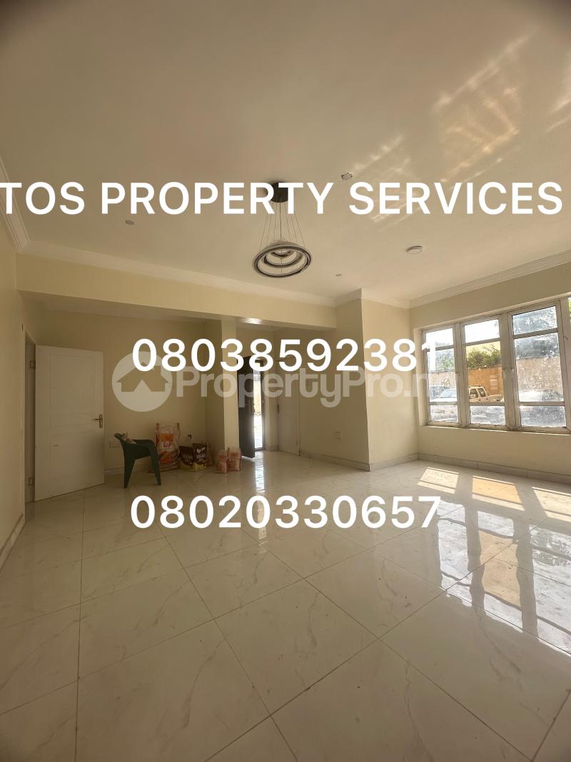 3 bedroom Flat / Apartment for sale Inside A Beautiful Estate @ Sabo Alagomeji, Yaba, Lagos Alagomeji Yaba Lagos