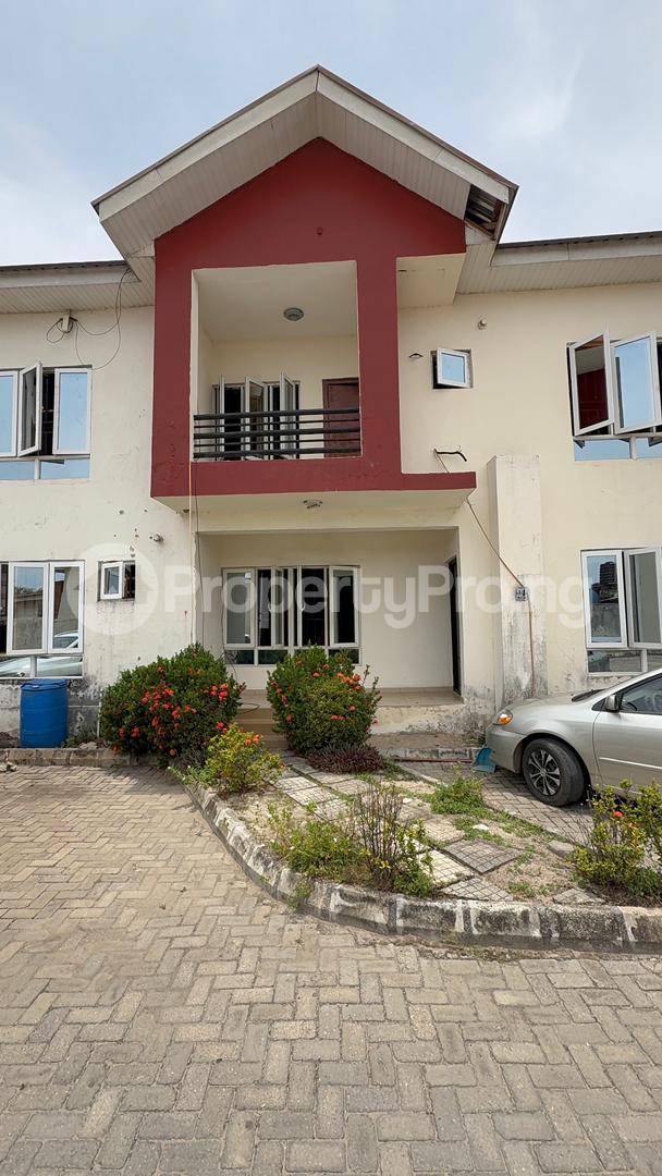 3 bedroom House for rent Southpointe Estate Orchid Lekki Lagos