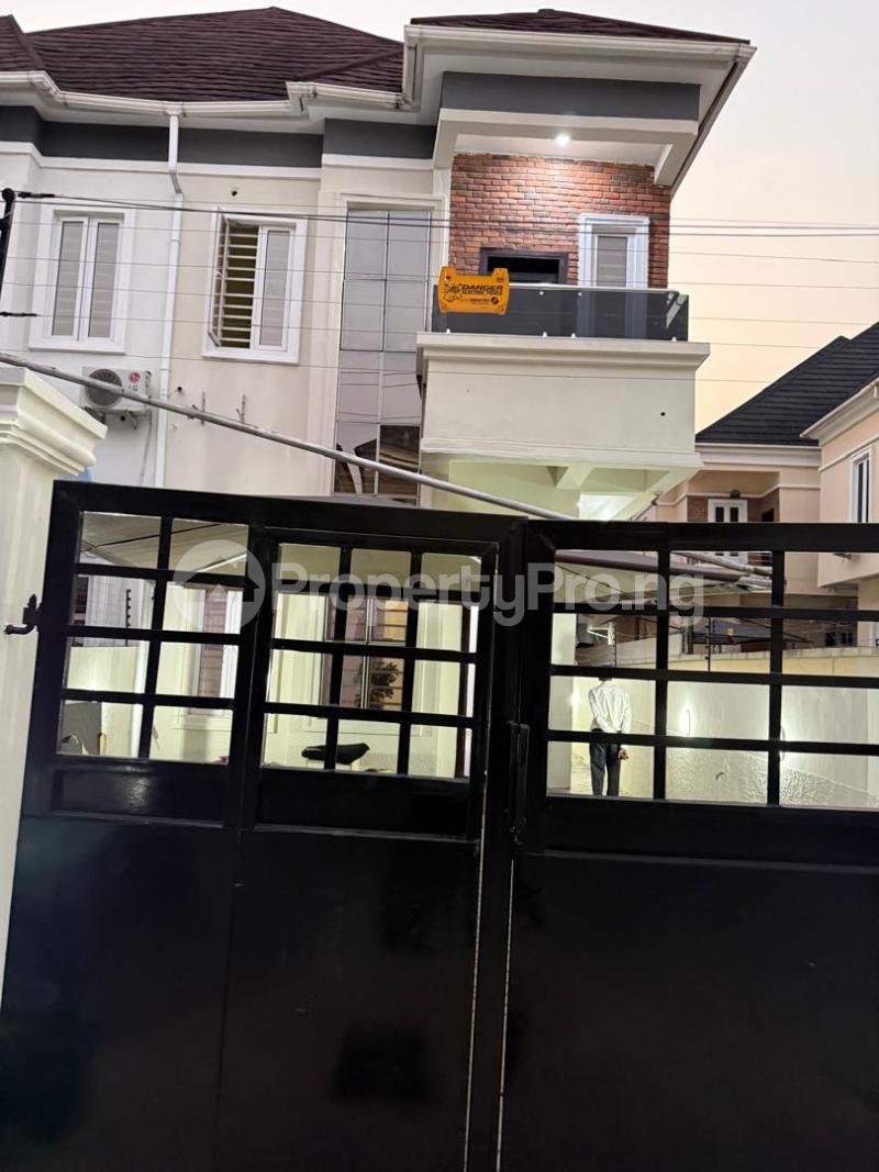3 bedroom House for rent Chevron Alternative Route Lekki Lagos