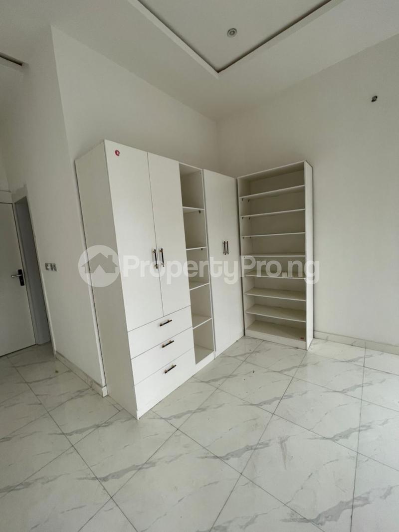 3 bedroom House for rent Gra Ikota Lekki Lagos
