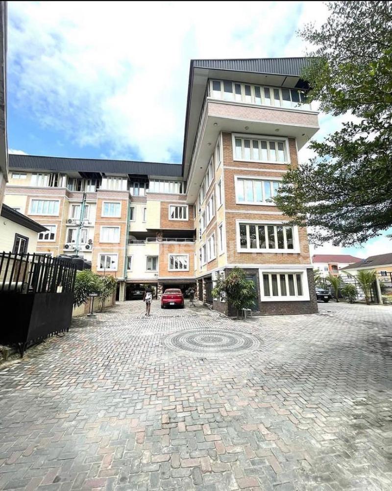 3 bedroom Flat / Apartment for rent The Property Located Within An Estate Osapa london Lekki Lagos