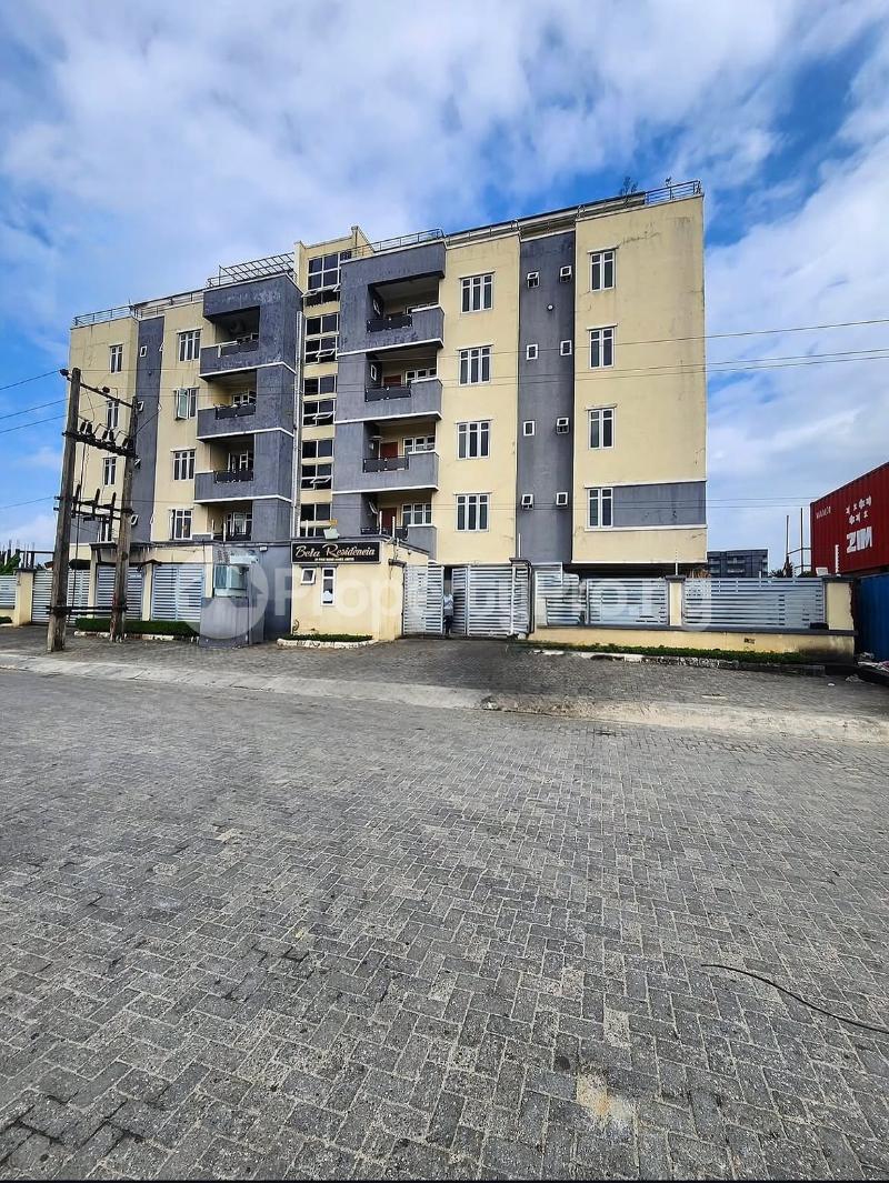 3 bedroom Flat / Apartment for rent The Property Located Within An Estate Ikate Lekki Lagos