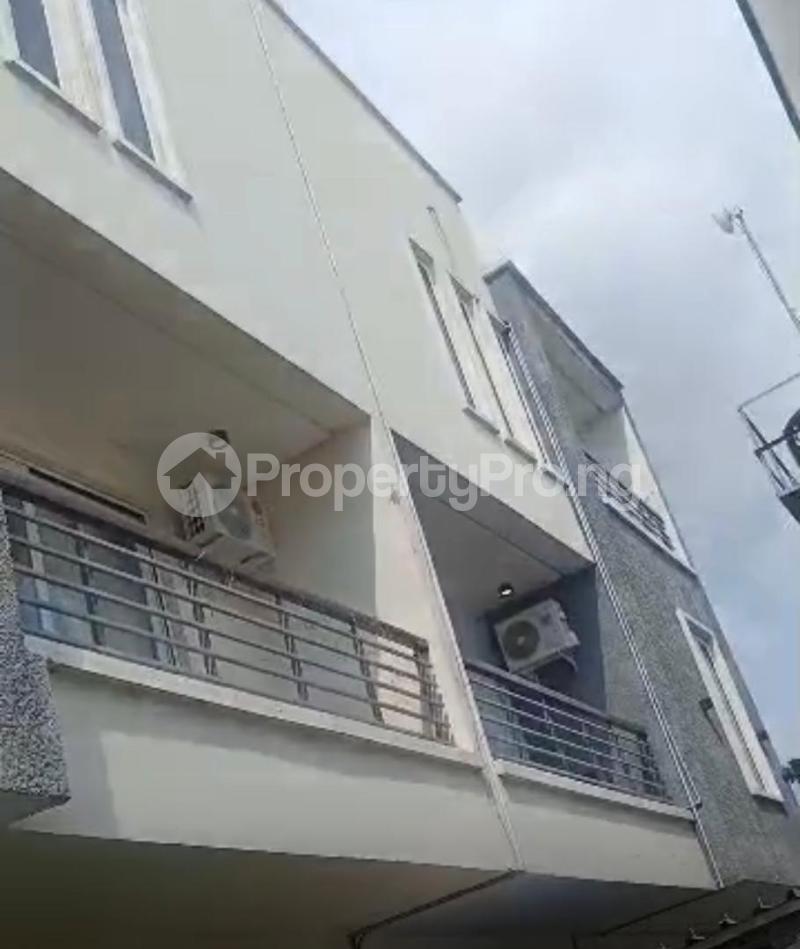 4 bedroom House for rent Mende Maryland Ikeja Lagos