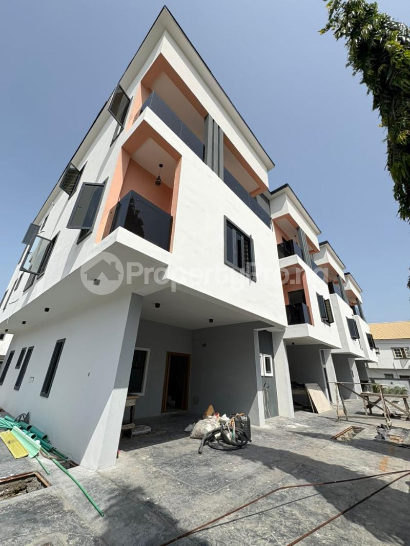4 bedroom House for rent Ologolo Lekki Lagos
