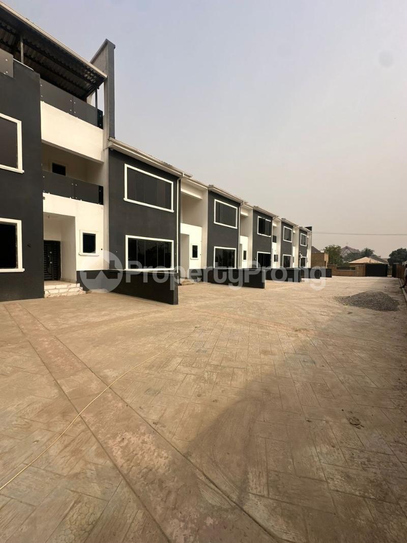 4 bedroom House for rent Mabushi Abuja