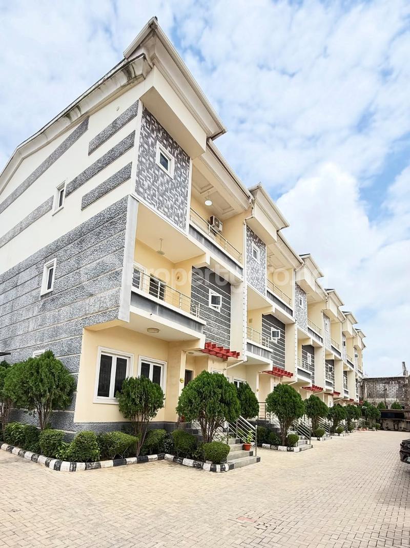 4 bedroom House for sale Guzape Abuja