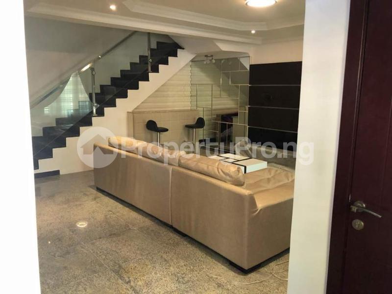 4 bedroom House for rent ONIRU Victoria Island Lagos
