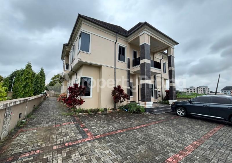 5 bedroom House for rent Mobil Road Ajah Lagos