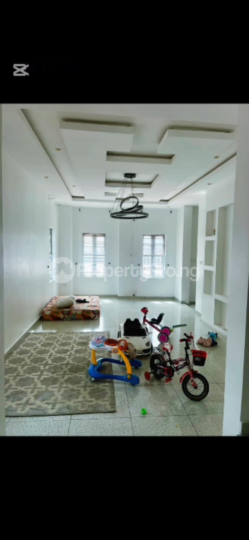 5 bedroom Flat / Apartment for sale First Unity Estate, Badore Ajah Lagos