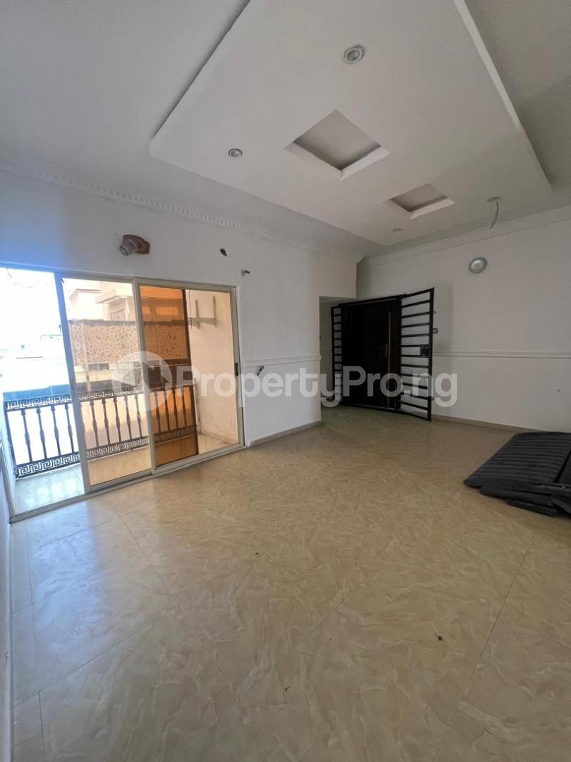 3 bedroom Flat / Apartment for rent Lekki Phase 1 Lekki Lagos