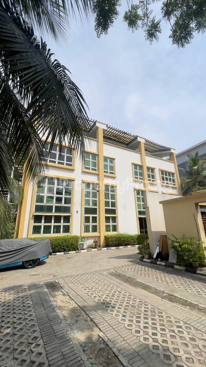 2 bedroom Flat / Apartment for rent ONIRU Victoria Island Lagos