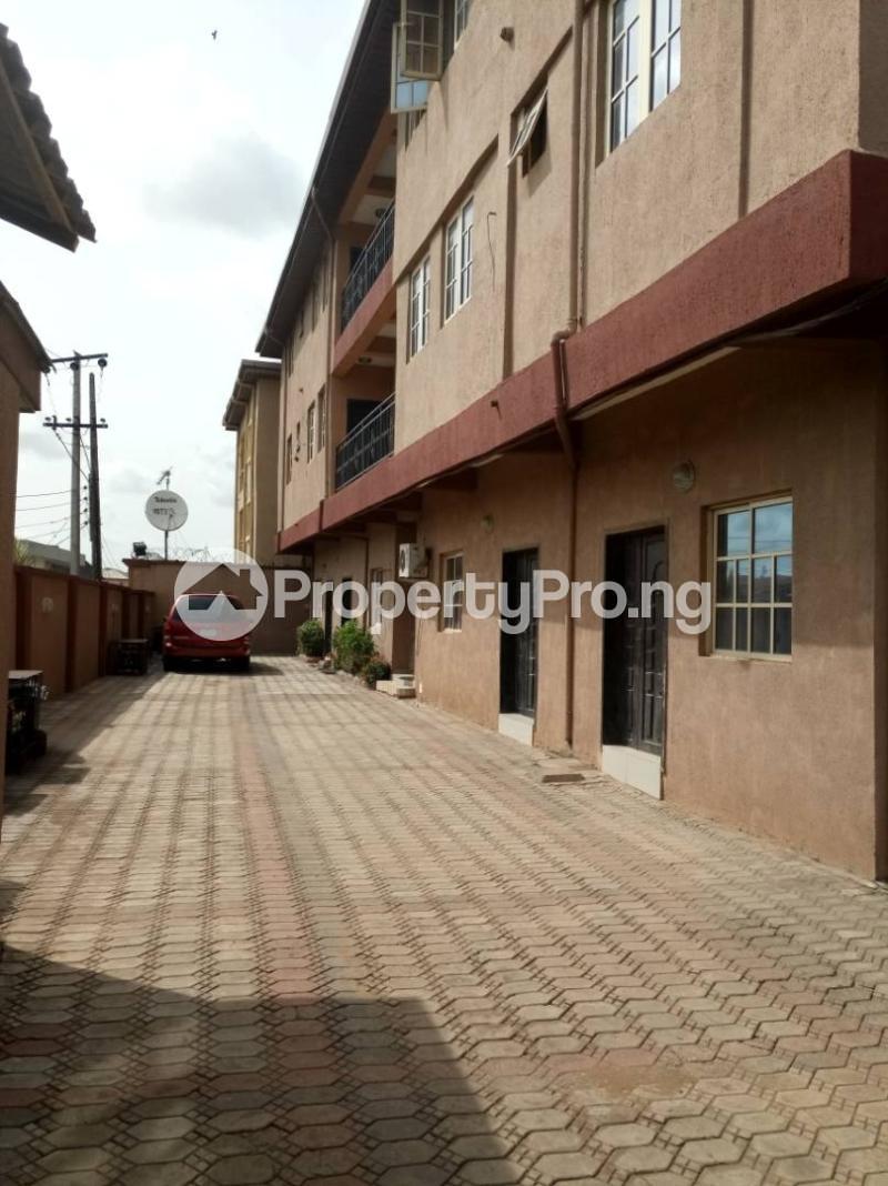 3 bedroom Flat / Apartment for rent Gbamila Akoka Yaba Lagos - 0