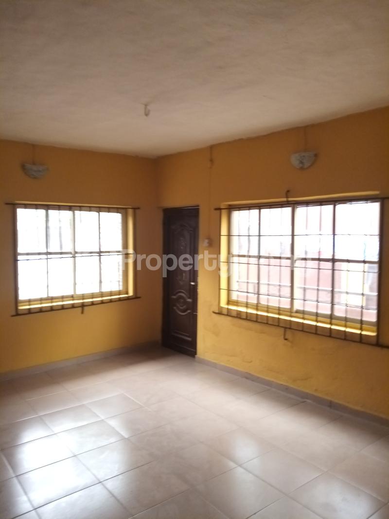 2 bedroom Flat / Apartment for rent Off Olufemi Street Ogunlana Surulere Lagos