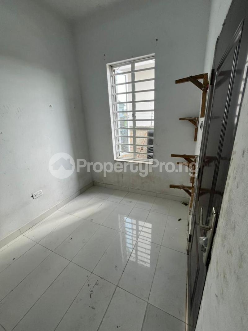 1 bedroom Flat / Apartment for rent Thomas estate Ajah Lagos