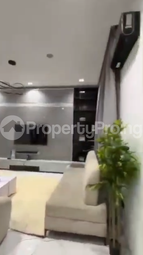 1 bedroom Flat / Apartment for rent Behind Dominos Ologolo Lekki Lagos