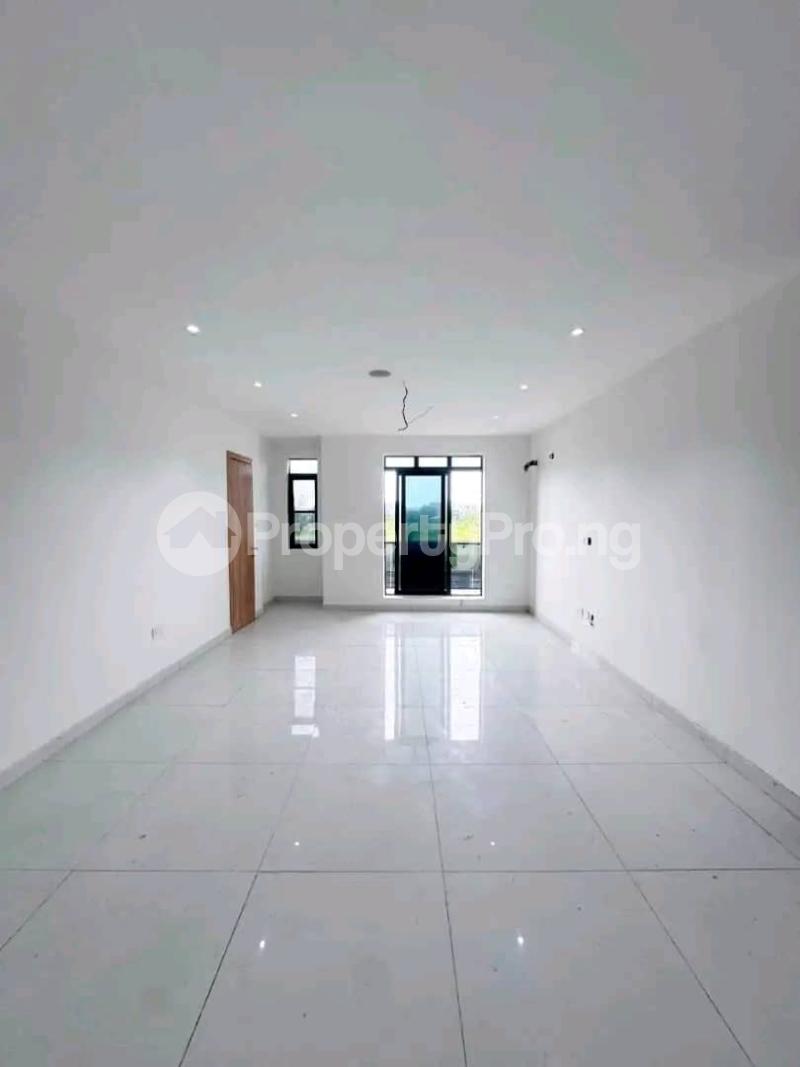 2 bedroom Flat / Apartment for rent In A Secured Estate Ikate Lekki Lagos