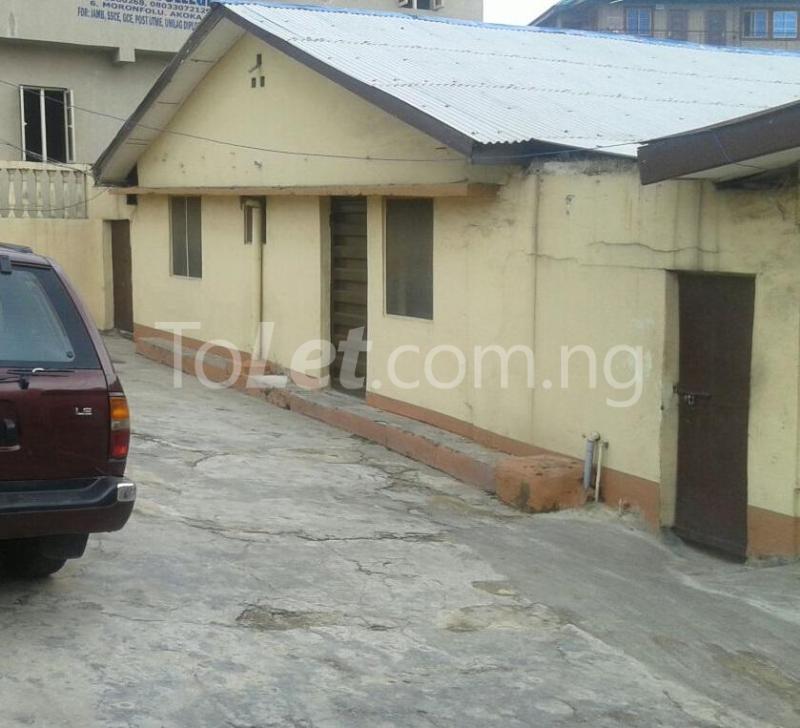 1 bedroom Flat / Apartment for rent Akoka Lagos