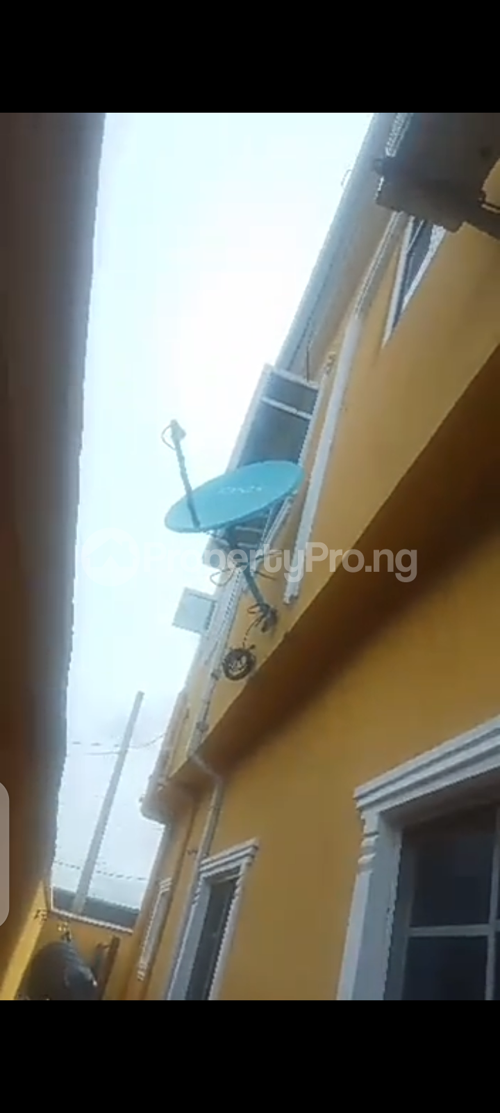 Flat / Apartment for rent Ejigbo Ejigbo Lagos - 0