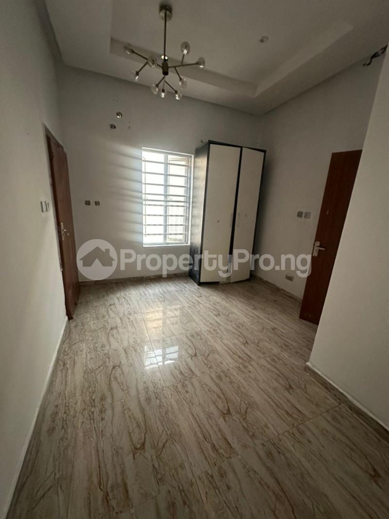 Flat / Apartment for rent Osapa london Lekki Lagos
