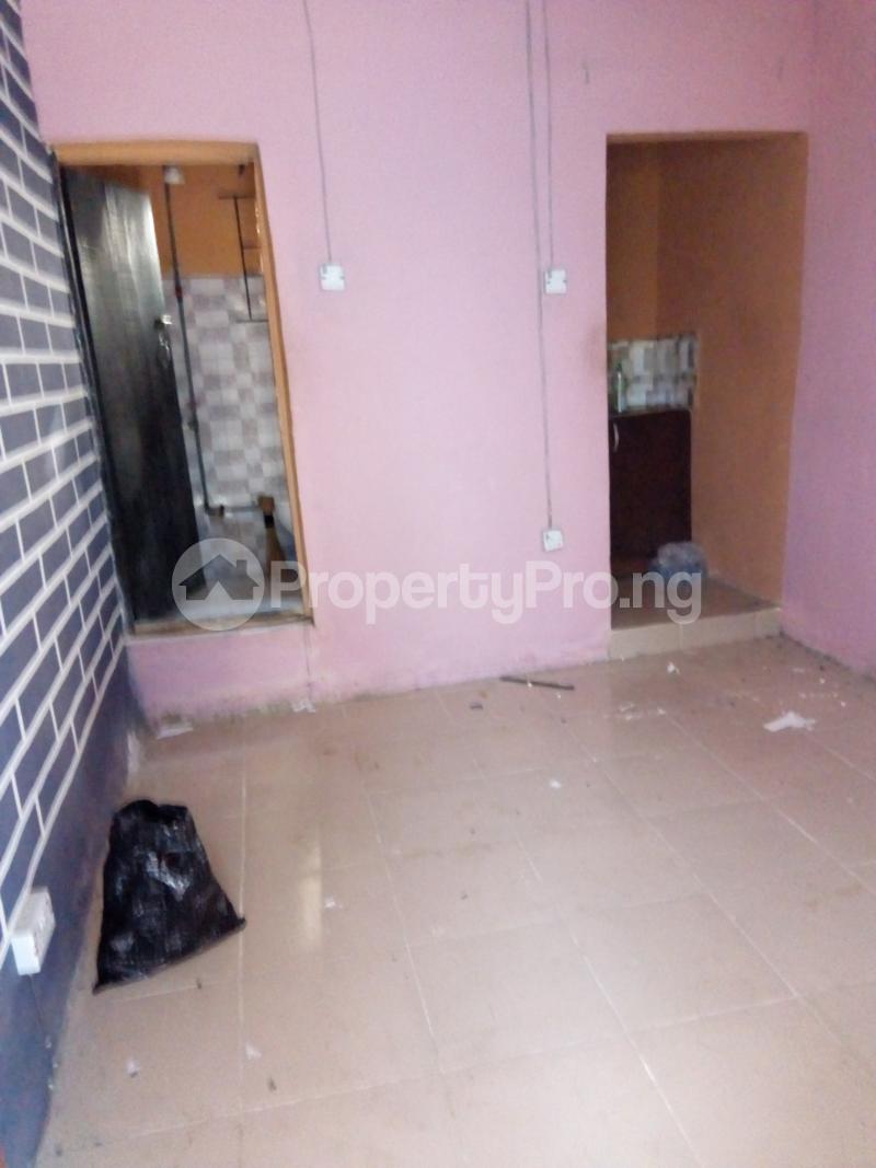 1 bedroom Flat / Apartment for rent Ojelade Street Ikorodu Road Shomolu Lagos