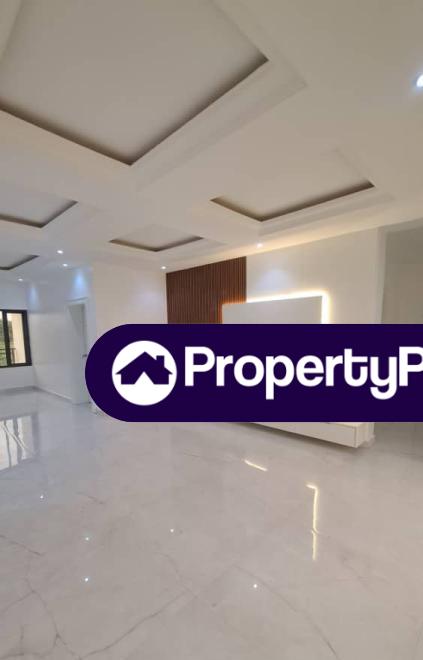 3 bedroom House for sale Off Oladipo Diya Road Gaduwa Abuja