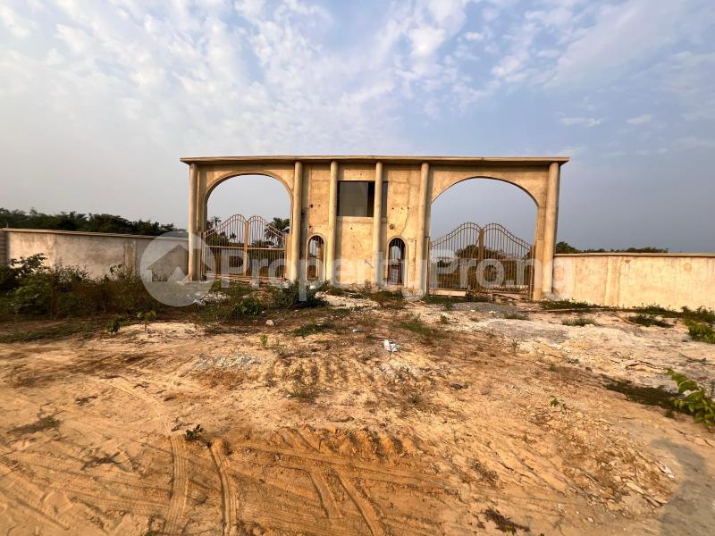 Land for sale Okorisan/ Majestic Bay Estate Epe Lagos