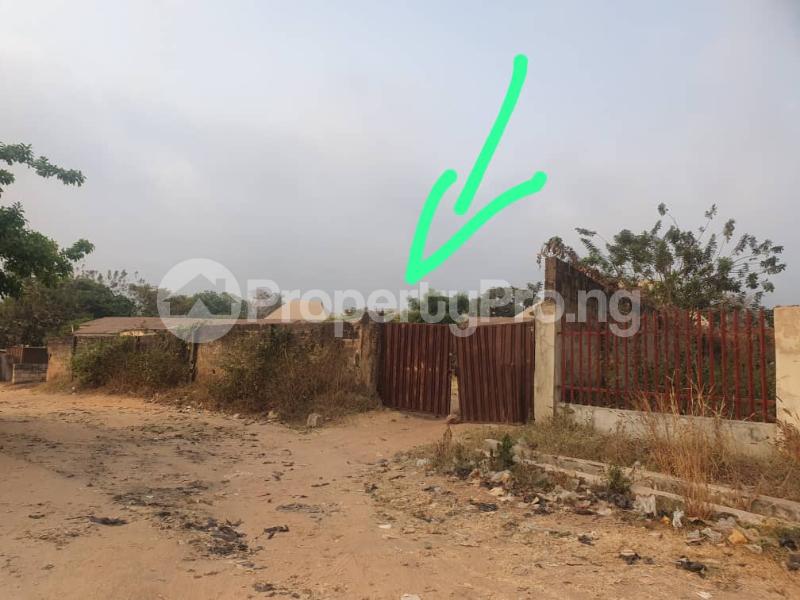 Land for sale Idi Oshe, Ojo Express Ibadan Oyo - 0