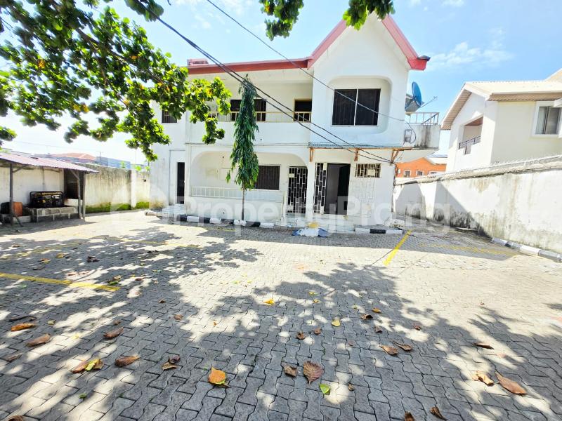 3 bedroom Commercial Property for rent Lekki Phase 1 Lekki Lagos