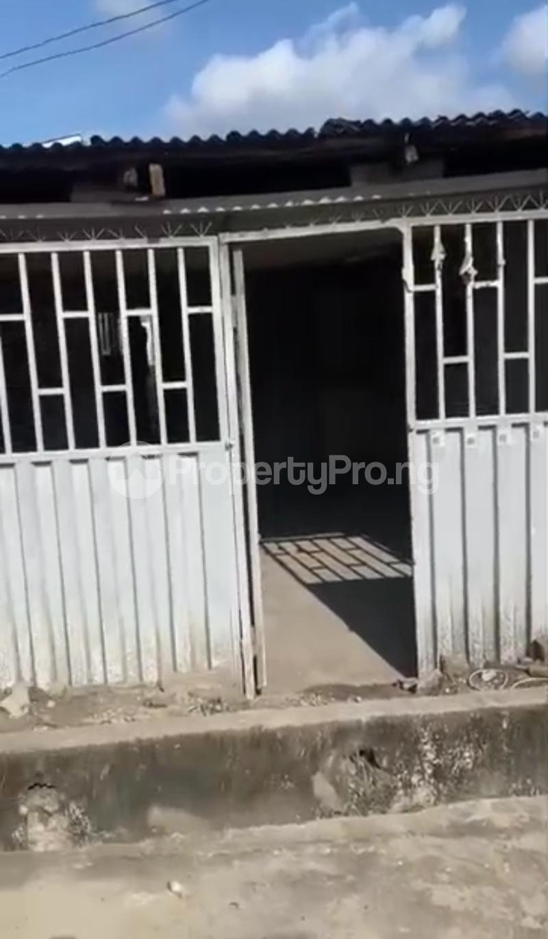 3 bedroom House for rent Western Avenue Surulere Lagos
