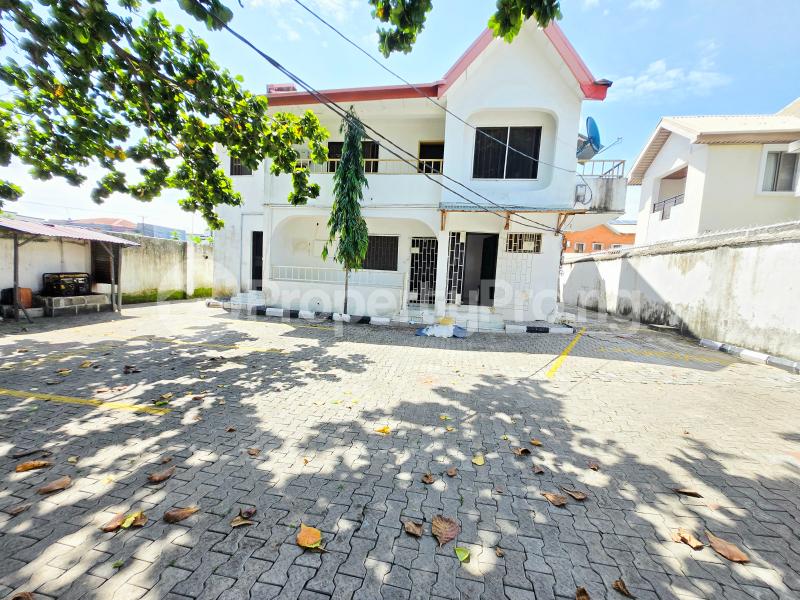 3 bedroom Commercial Property for rent Lekki Phase 1 Lekki Lagos