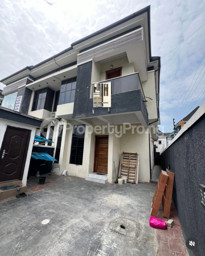 4 bedroom House for rent chevron Lekki Lagos