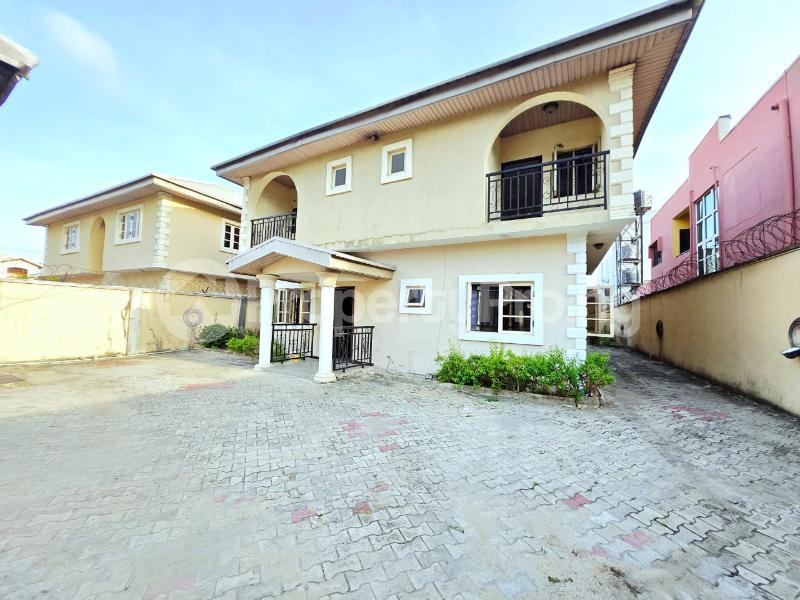 5 bedroom Commercial Property for rent Lekki Phase 1 Lekki Lagos