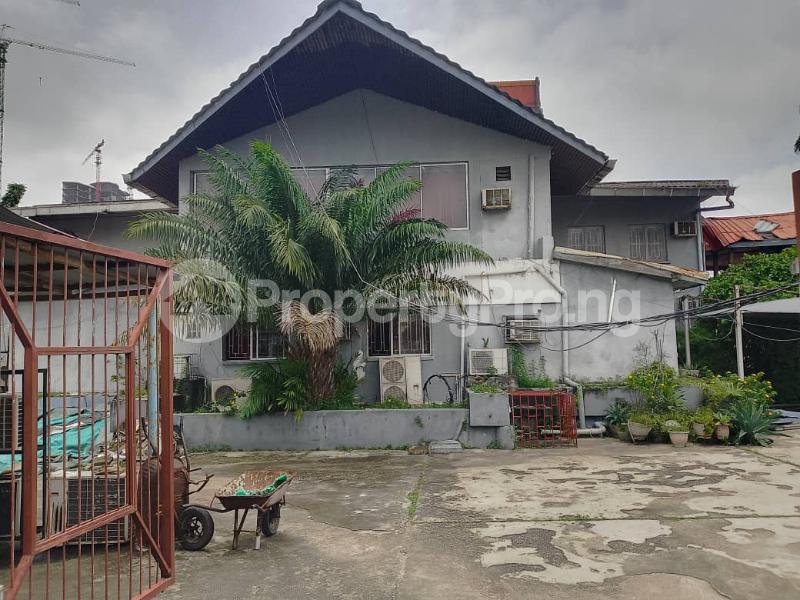 Commercial Property for rent Ademola Adetokunbo Street, Victoria Island Lagos State. Ademola Adetokunbo Victoria Island Lagos