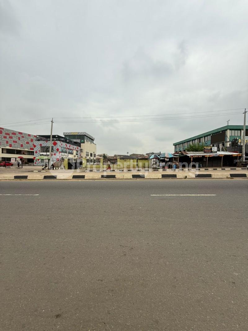 Land for sale Beside Sunrise Mall, Ring Road Ring Rd Ibadan Oyo