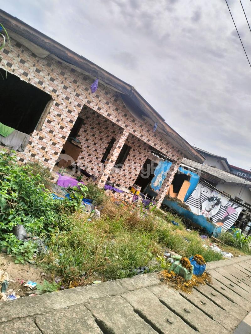 House for sale Dopemu Agege Lagos