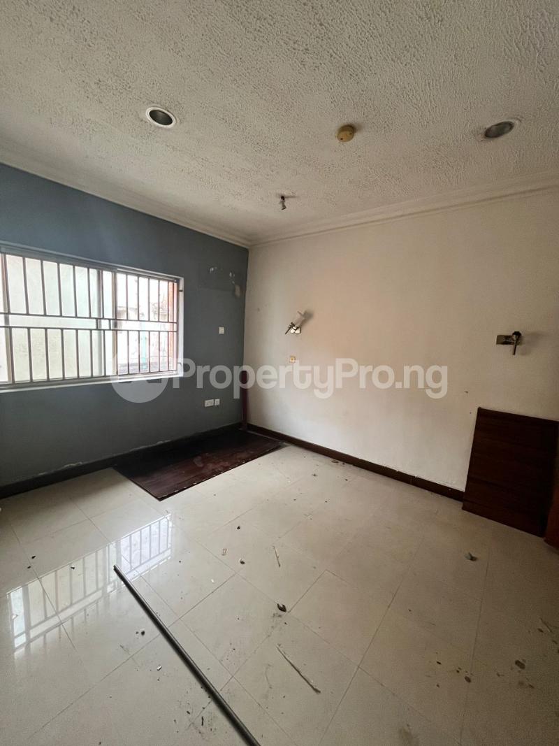 7 bedroom Commercial Property for rent Ligali Ayorinde Victoria Island Lagos