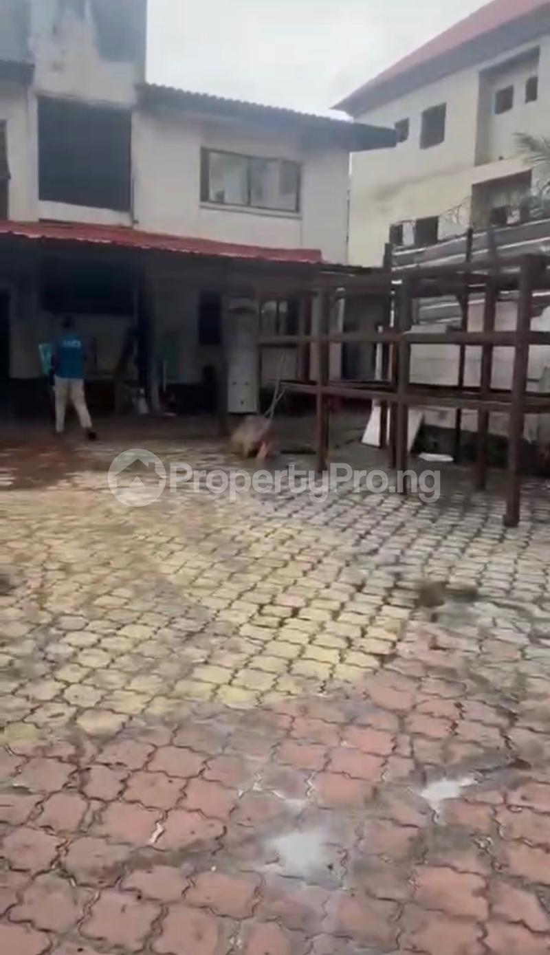 Land for sale Murtala Muhammed Way, Yaba Lagos - 0